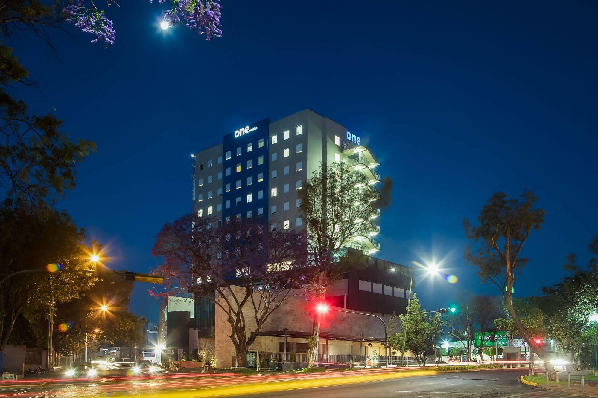 One Guadalajara Expo Ξενοδοχείο Εξωτερικό φωτογραφία